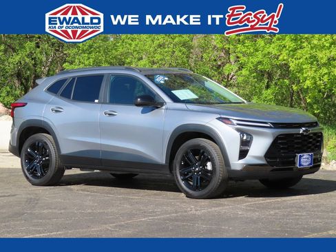 Used 2024 Chevrolet Trax ACTIV FWD image 1