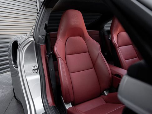 Certified 2014 Porsche 911 Turbo S AWD/4WD image 39