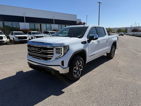 New 2026 GMC Sierra 1500 SLT w/ X31 Off-Road Package AWD/4WD image 1