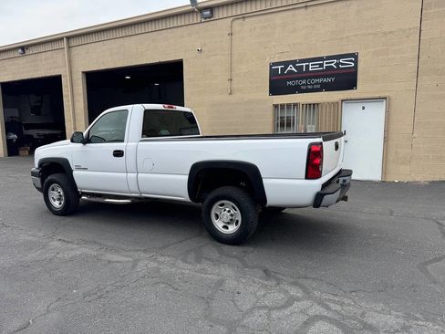 Used 2007 Chevrolet Silverado 2500 W/T w/ Heavy-Duty Power Package image 7