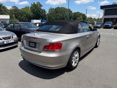 Used 2009 BMW 128i Convertible RWD image 6