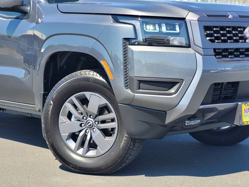 New 2026 Nissan Frontier SV w/ Tow Package AWD/4WD image 3