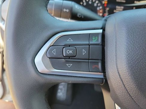 Used 2024 Jeep Compass Limited AWD/4WD image 29