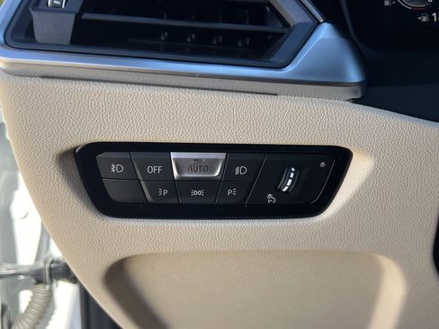 Used 2023 BMW 430i xDrive Convertible w/ M Sport Package image 21