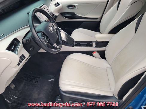 Certified 2017 Toyota Mirai FWD image 10