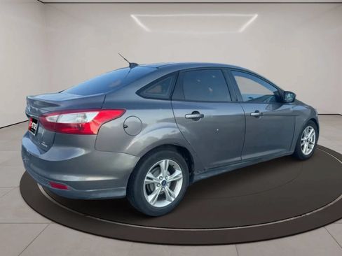 Used 2013 Ford Focus SE FWD image 3