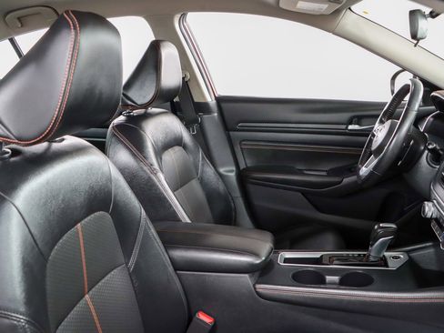 Used 2020 Nissan Altima 2.5 SR image 23