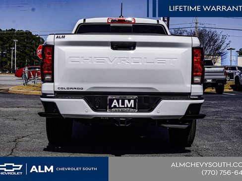New 2025 Chevrolet Colorado LT w/ Advanced Trailering Package AWD/4WD image 12