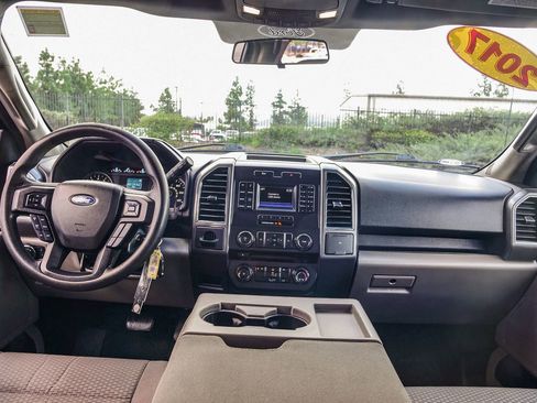 Used 2017 Ford F150 XLT image 15