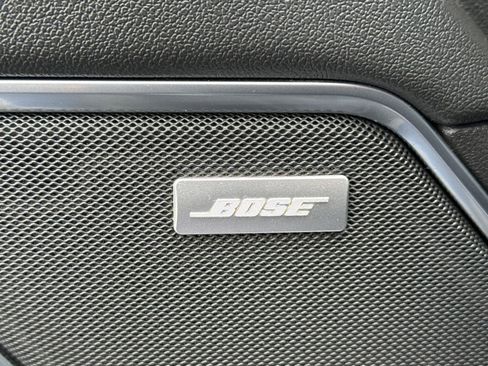 Used 2022 GMC Sierra 1500 SLT w/ SLT Convenience Package image 17