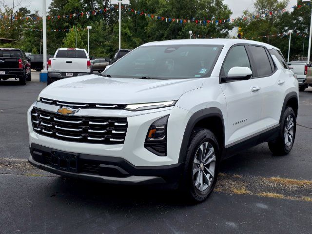 Used 2026 Chevrolet Equinox LT FWD image 5