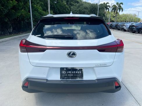 New 2026 Lexus UX 300h FWD image 6