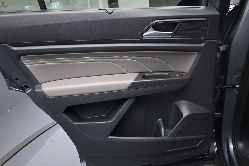 Used 2022 Volkswagen Atlas SE FWD image 22