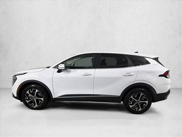 Used 2024 Kia Sportage EX FWD image 7