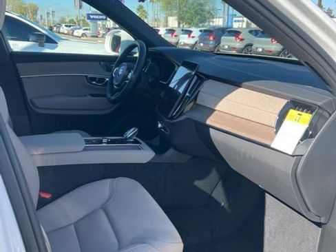 New 2026 Volvo XC90 B6 Plus w/ Protection Package Premier AWD/4WD image 31
