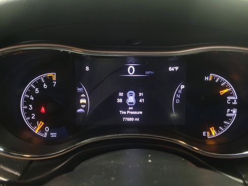 Used 2017 Jeep Grand Cherokee Limited AWD/4WD image 23