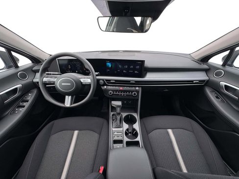 New 2026 Hyundai Sonata SE FWD image 32