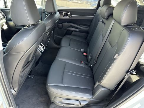 New 2026 Kia Sorento S image 17