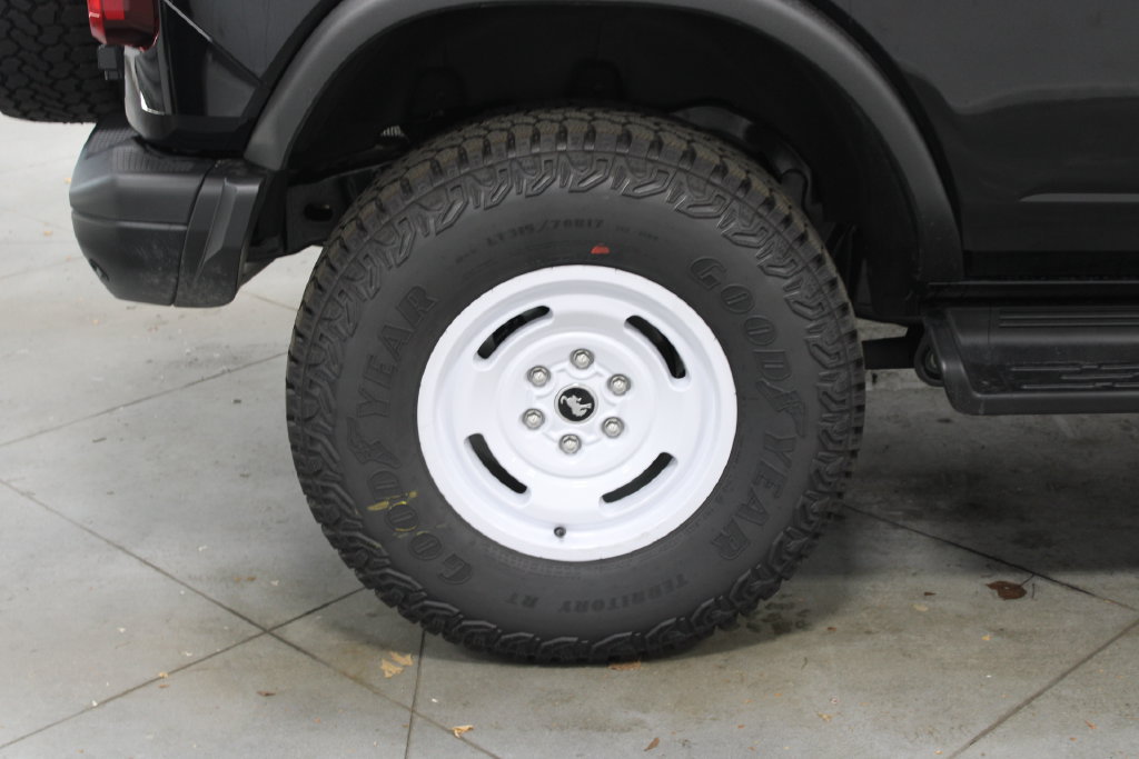 New 2026 Ford Bronco Heritage Edition AWD/4WD image 13