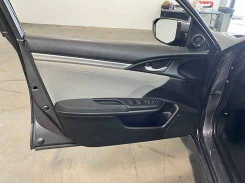 Used 2018 Honda Civic EX image 23