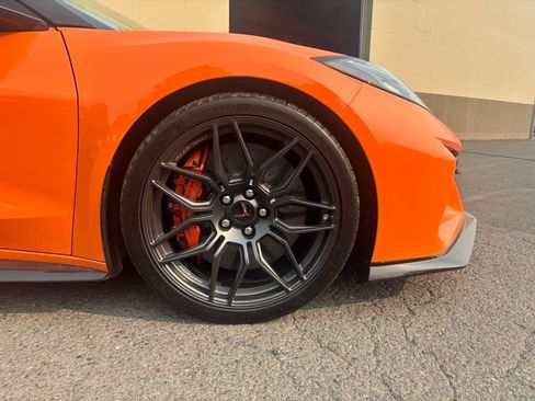 Used 2023 Chevrolet Corvette Z06 w/ Stealth Interior Trim Package RWD image 2