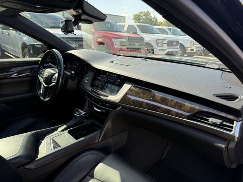 Used 2018 Cadillac CT6 Luxury AWD/4WD image 10