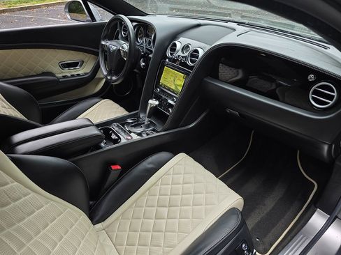 Used 2016 Bentley Continental GT V8 S image 22