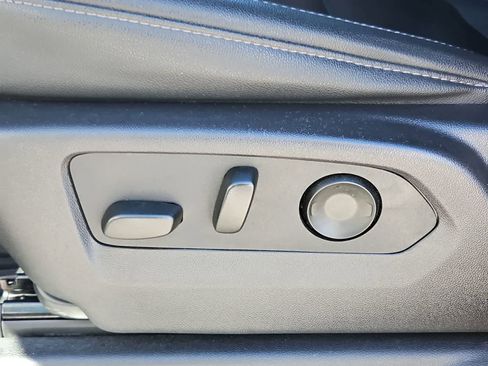 Used 2024 Chevrolet Silverado 1500 RST w/ Convenience Package II image 18