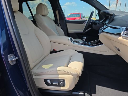 Used 2020 BMW X5 xDrive40i w/ Convenience Package AWD/4WD image 16
