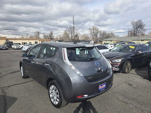 Used 2017 Nissan Leaf S image 22