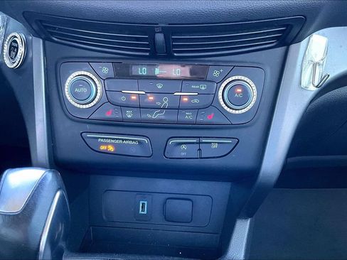 Used 2019 Ford Escape SEL FWD image 21