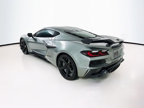 Used 2023 Chevrolet Corvette Z06 w/ Z07 Performance Package image 6