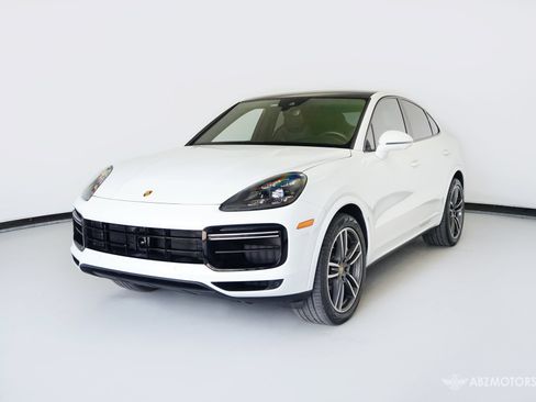 Used 2020 Porsche Cayenne Turbo AWD/4WD image 2