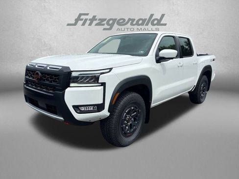 New 2025 Nissan Frontier PRO-4X w/ Pro Convenience Package image 2