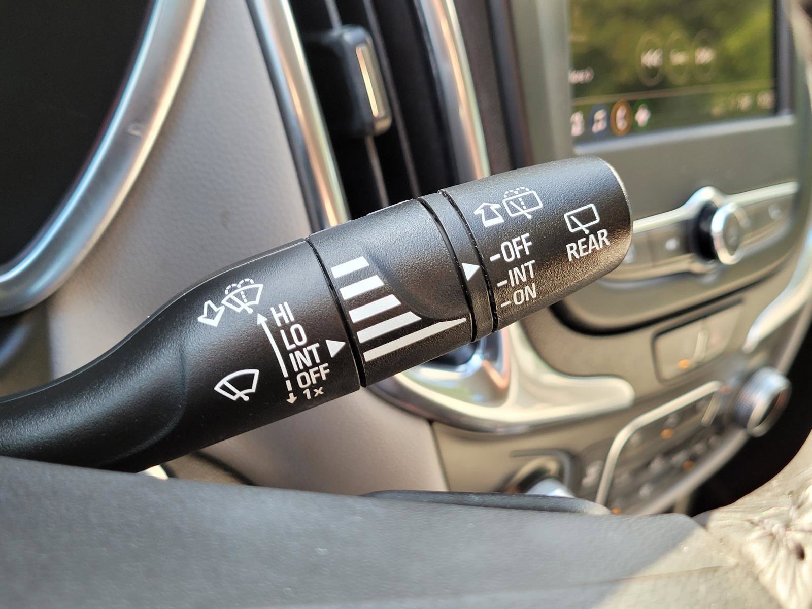 Used 2022 Chevrolet Equinox LT FWD image 35