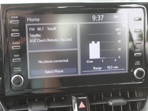 Used 2020 Toyota Corolla LE FWD image 19