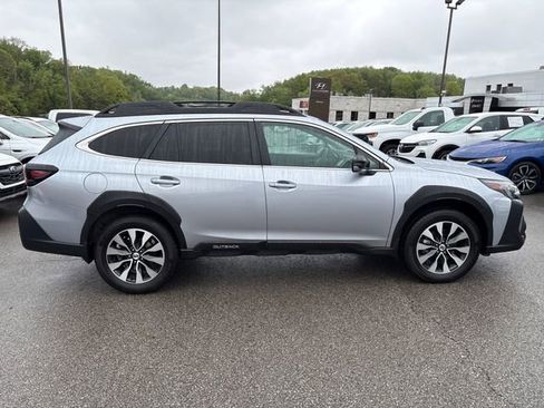 Used 2023 Subaru Outback Limited XT AWD/4WD image 6