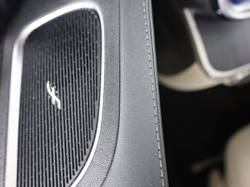 Used 2025 Mercedes-Benz CLE 450 4MATIC Cabriolet image 65