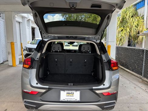 Used 2025 Buick Encore GX Preferred FWD image 31