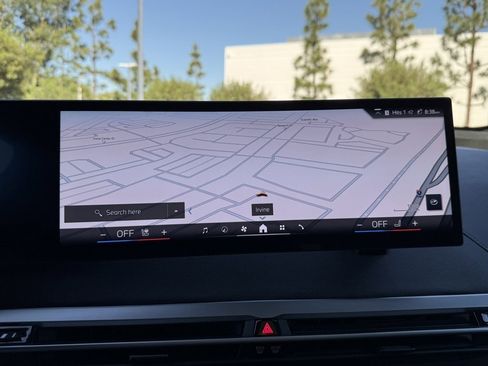 Used 2025 BMW iX xDrive50 w/ Sport Package image 29