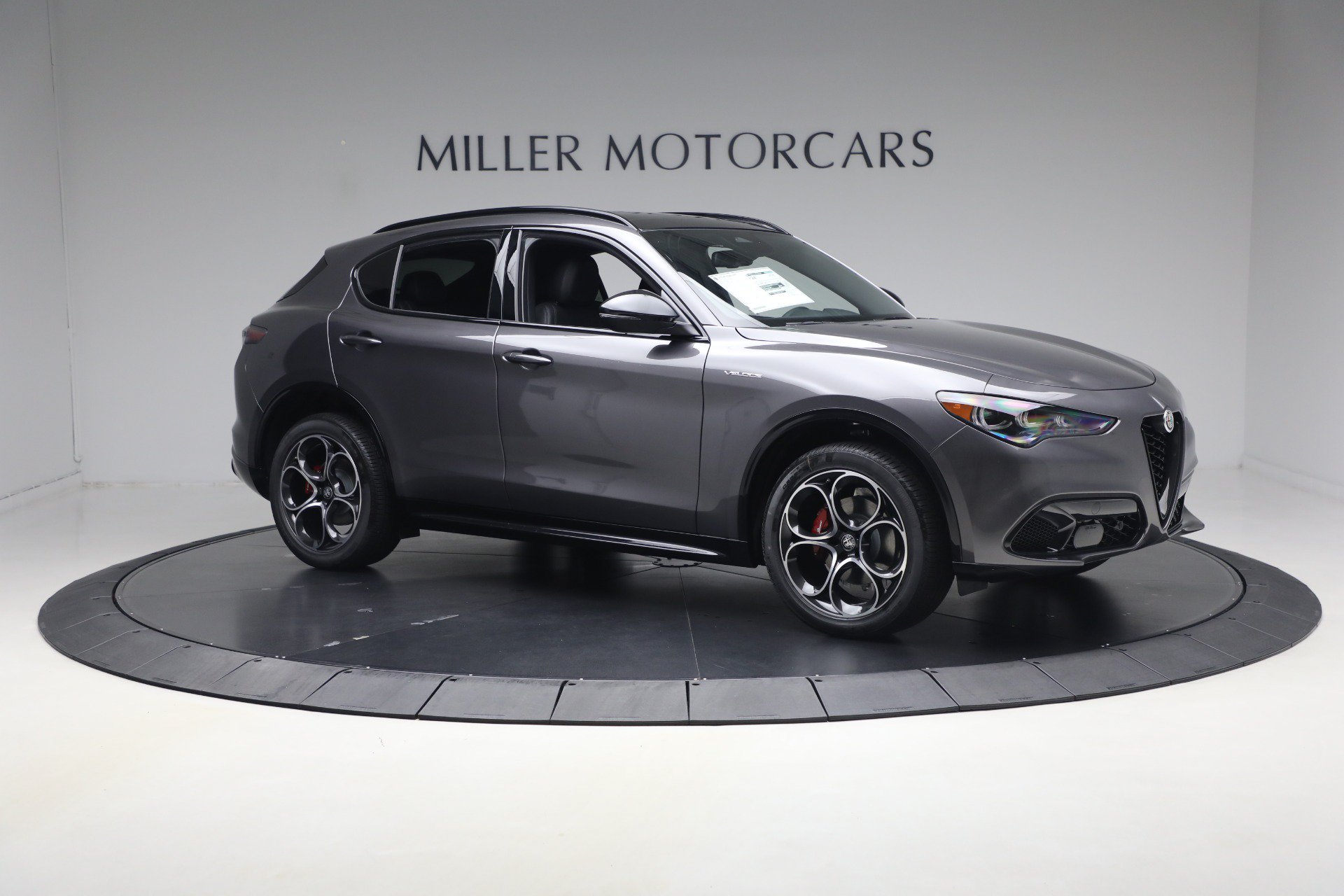 New 2026 Alfa Romeo Stelvio Sprint AWD/4WD image 10