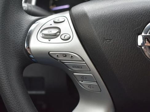 Used 2017 Nissan Murano S FWD image 21
