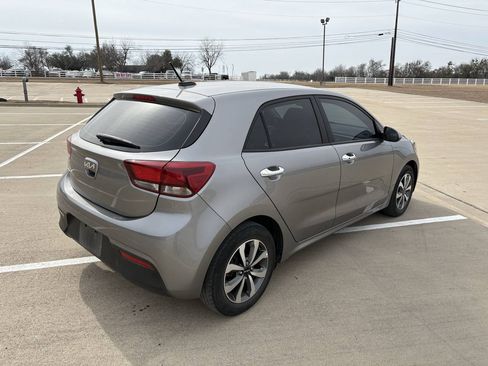 Used 2023 Kia Rio S w/ Technology Package FWD image 4