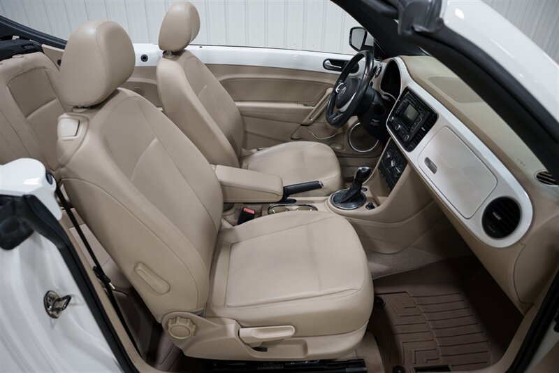 Used 2013 Volkswagen Beetle 2.5 FWD image 21