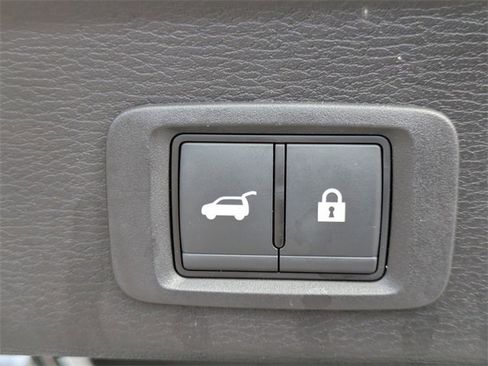 Used 2023 Mitsubishi Outlander SEL image 13