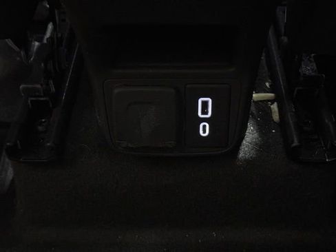 Used 2023 Buick Encore GX Essence w/ Experience Buick Package image 20