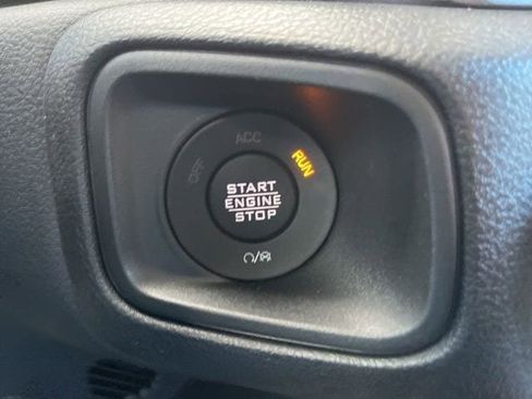 New 2026 Jeep Gladiator Sport image 30