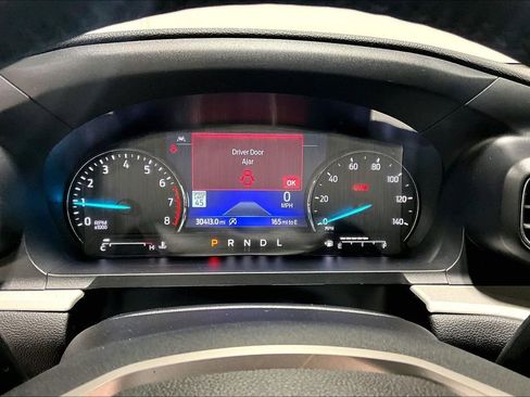 Used 2023 Ford Explorer XLT w/ Equipment Group 202A image 25