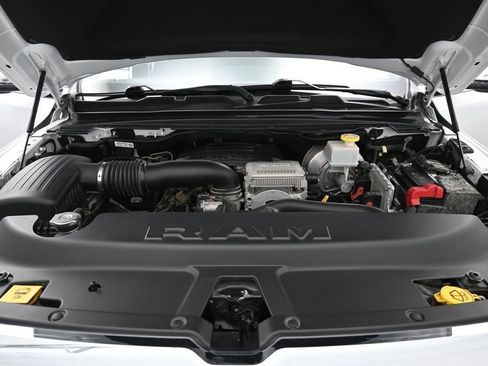 Used 2019 RAM 1500 Limited AWD/4WD image 40