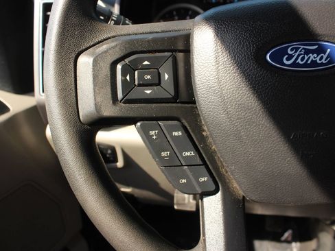 Used 2020 Ford F250 XLT w/ FX4 Off-Road Package AWD/4WD image 21